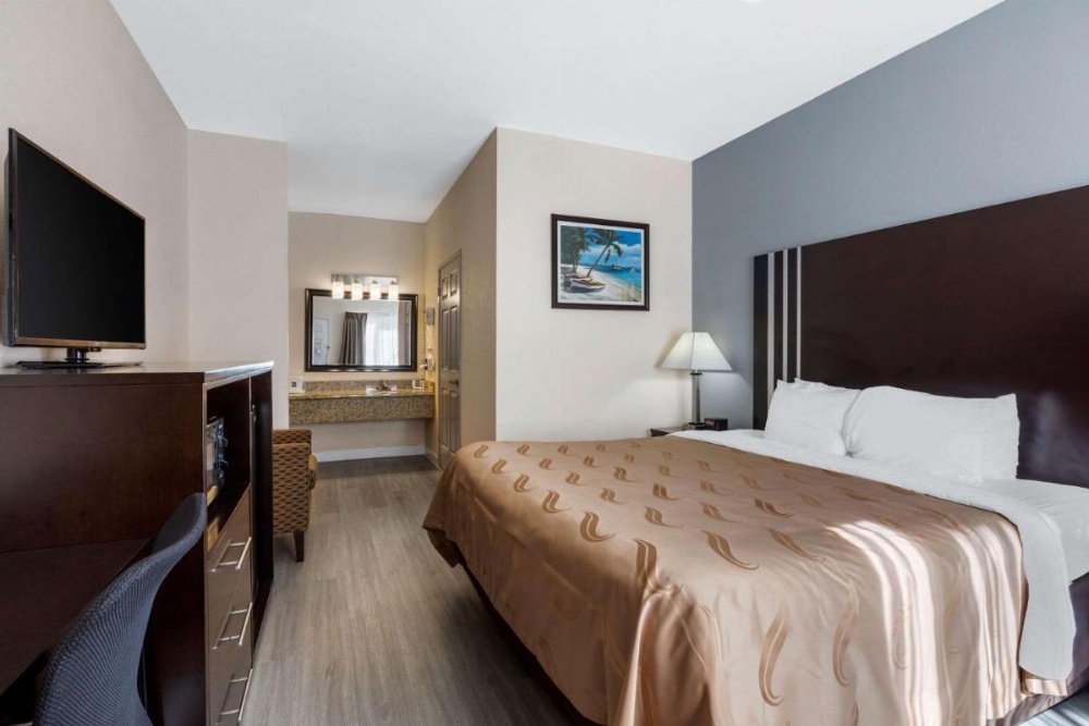 Room image 2
