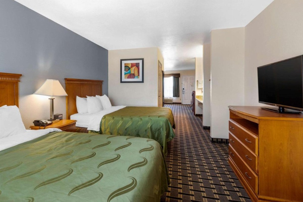 Room image 5